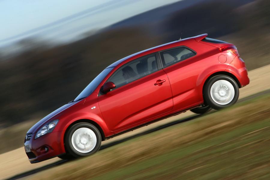  Kia pro_cee&rsquo;d 2008 года  (фото 87 из 182)